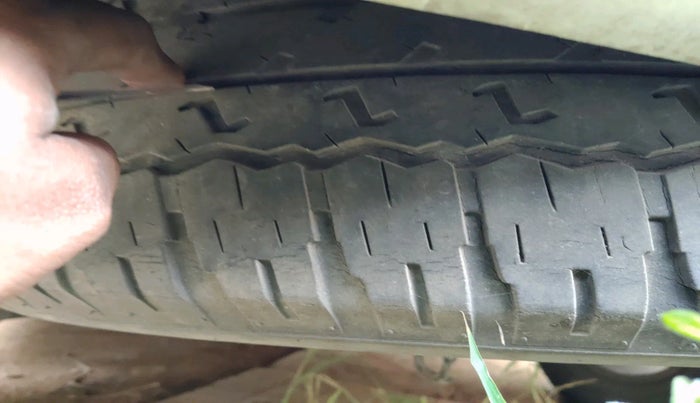 2012 Toyota Fortuner 3.0 4X2 AT, Diesel, Automatic, 1,55,203 km, tyre