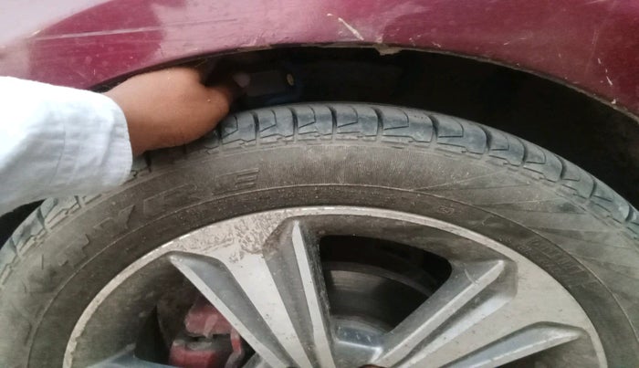 2014 Hyundai Verna FLUIDIC 1.4 CRDI, Diesel, Manual, 1,27,235 km, tyre