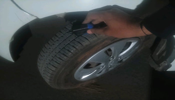 2011 Hyundai i10 SPORTZ 1.2, Petrol, Manual, 81,256 km, tyre