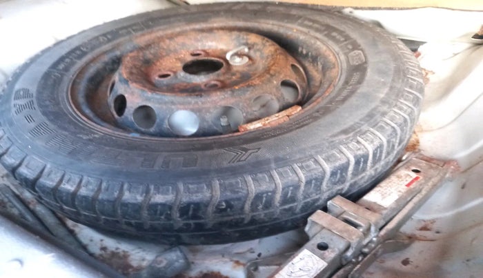 2016 Maruti Alto 800 VXI, Petrol, Manual, 54,878 km, tyre