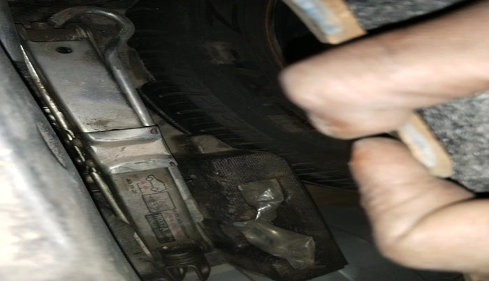 2015 Honda Amaze 1.2L I-VTEC S, Petrol, Manual, 1,90,898 km, tyre