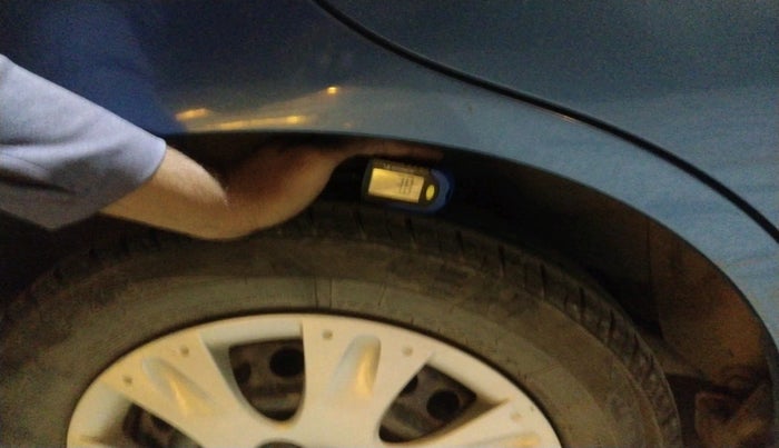 2015 Honda Amaze 1.2L I-VTEC S, Petrol, Manual, 1,90,898 km, tyre