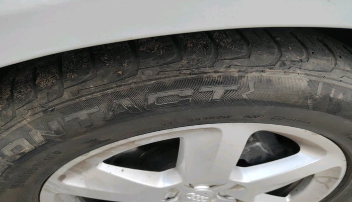 2012 Audi Q7 3.0 TDI QUATTRO, Diesel, Automatic, 1,61,397 km, tyre