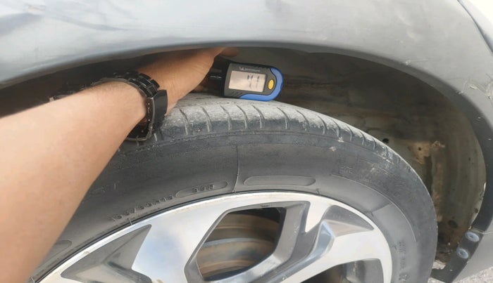 2016 Honda BR-V 1.5L I- DTEC V, Diesel, Manual, 1,34,516 km, tyre