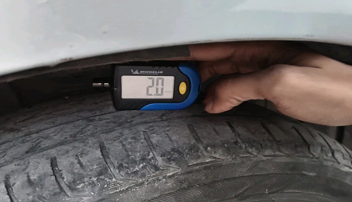 2013 Maruti Wagon R 1.0 LXI CNG, Petrol, Manual, 1,78,220 km, tyre