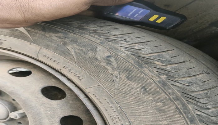 2010 Tata Indica Vista TERRA TDI, Diesel, Manual, 2,07,109 km, tyre