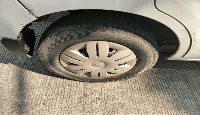 2013 Maruti Alto 800 LXI, Petrol, Manual, 28,125 km, tyre