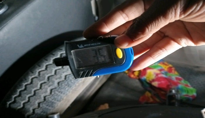 2020 Renault TRIBER RXT, Petrol, Manual, 32,845 km, tyre