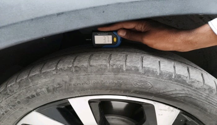 2023 MG HECTOR SHARP PRO 1.5 PETROL TURBO CVT PETROL, Petrol, Automatic, 35,793 km, tyre