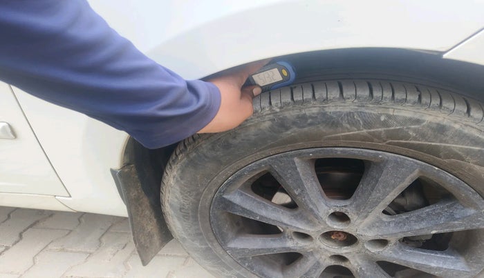 2011 Tata Manza ELAN QUADRAJET, Diesel, Manual, 1,18,725 km, tyre