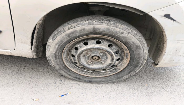 2014 Maruti Wagon R 1.0 VXI, Petrol, Manual, 69,068 km, tyre