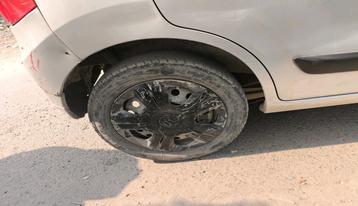 2014 Maruti Wagon R 1.0 VXI, Petrol, Manual, 69,068 km, tyre