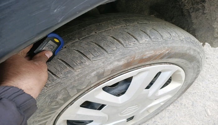 2017 Maruti Vitara Brezza VDI, Diesel, Manual, 94,222 km, tyre