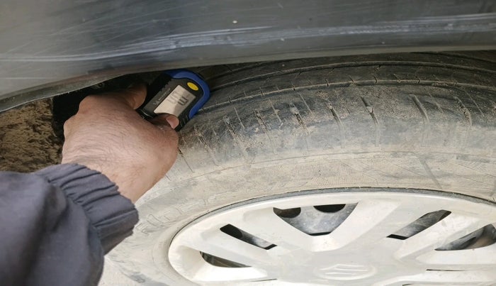 2017 Maruti Vitara Brezza VDI, Diesel, Manual, 94,222 km, tyre