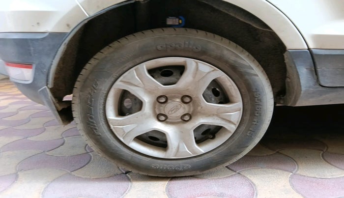 2015 Ford Ecosport AMBIENTE 1.5L PETROL, Petrol, Manual, 81,916 km, tyre