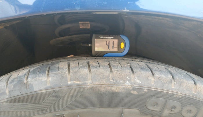 2019 Toyota Glanza V CVT, Petrol, Automatic, 22,974 km, tyre