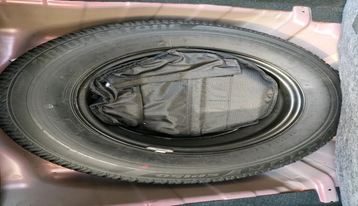 2024 Tata ALTROZ XZA + SUNROOF, Petrol, Automatic, 3,903 km, tyre