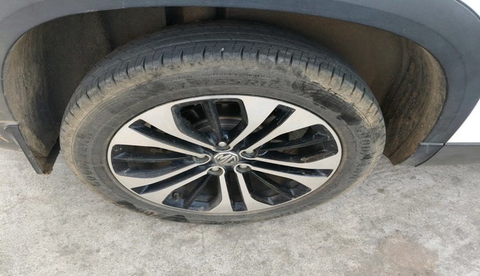 2021 MG HECTOR PLUS SHARP 1.5 PETROL TURBO DCT 6-STR, Petrol, Automatic, 29,393 km, tyre