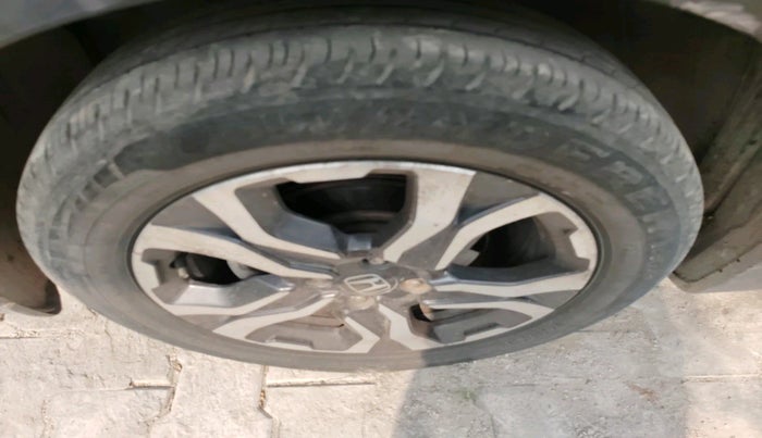 2017 Honda WR-V 1.2L I-VTEC VX MT, Petrol, Manual, 79,942 km, tyre