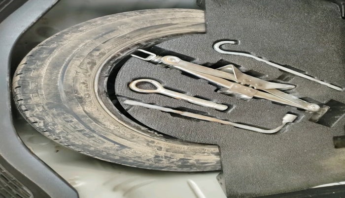 2017 Honda WR-V 1.2L I-VTEC VX MT, Petrol, Manual, 79,942 km, tyre