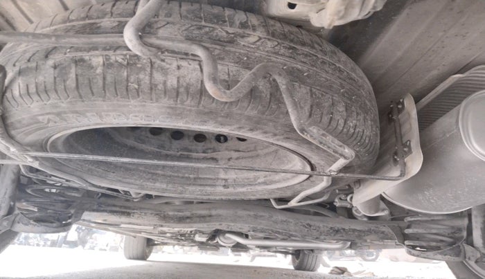 2014 Honda Mobilio 1.5L I-DTEC S, Diesel, Manual, 1,03,327 km, tyre