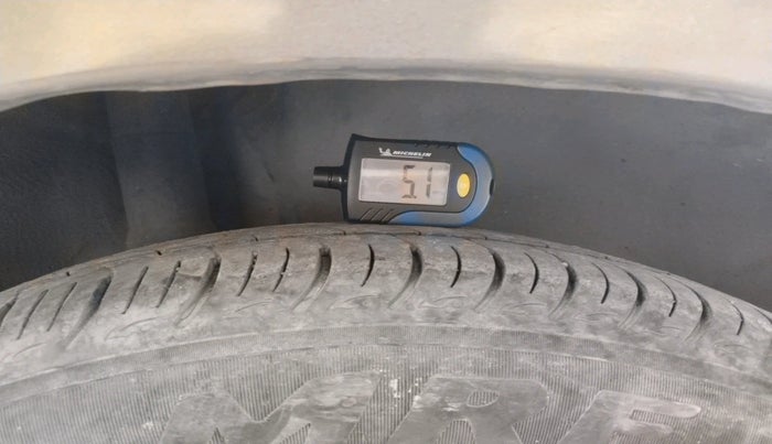 2014 Honda Mobilio 1.5L I-DTEC S, Diesel, Manual, 1,03,327 km, tyre