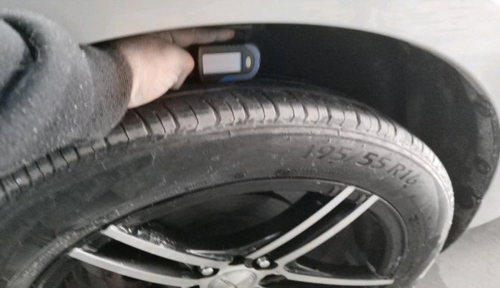 2022 Maruti Swift VXI, Petrol, Manual, 24,222 km, tyre