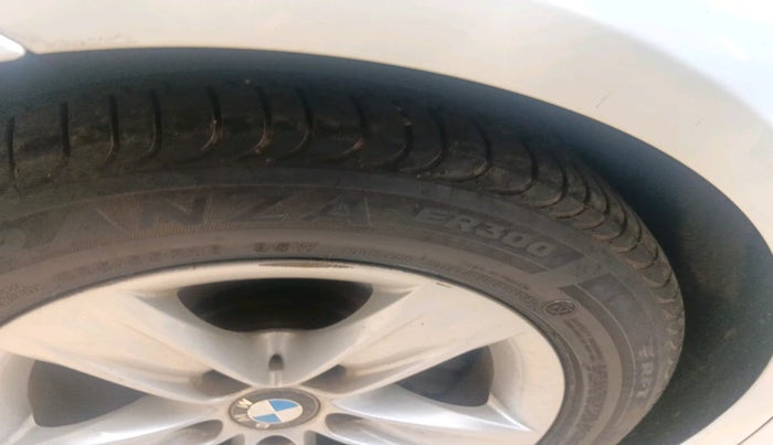 2013 BMW 3 Series 320d, Diesel, Automatic, 45,845 km, tyre