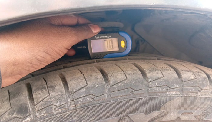 2019 Maruti S Cross DELTA 1.3, Diesel, Manual, 96,744 km, tyre