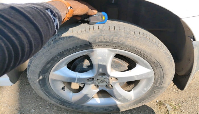 2013 Skoda Rapid ELEGANCE 1.6 TDI CR MT, Diesel, Manual, 1,31,865 km, tyre