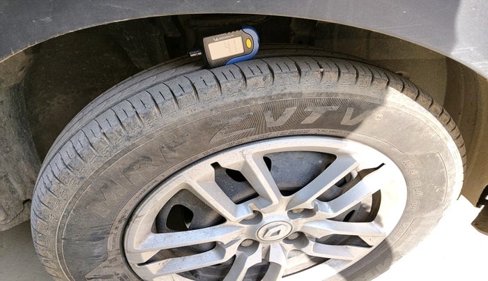 2022 Renault TRIBER RXL MT, Petrol, Manual, 46,913 km, tyre