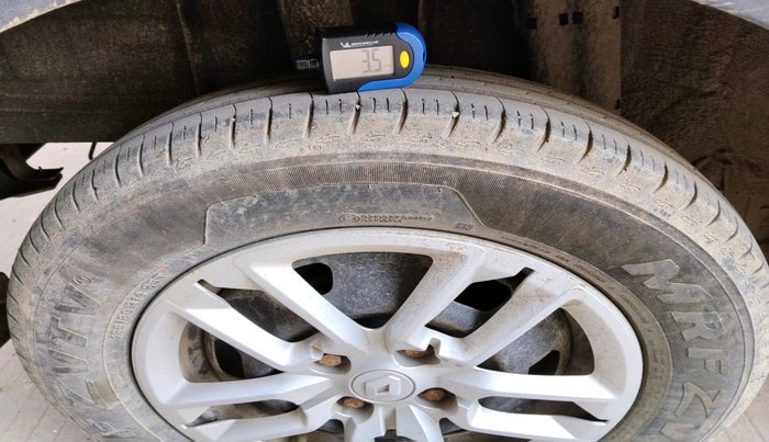 2022 Renault TRIBER RXL MT, Petrol, Manual, 46,913 km, tyre