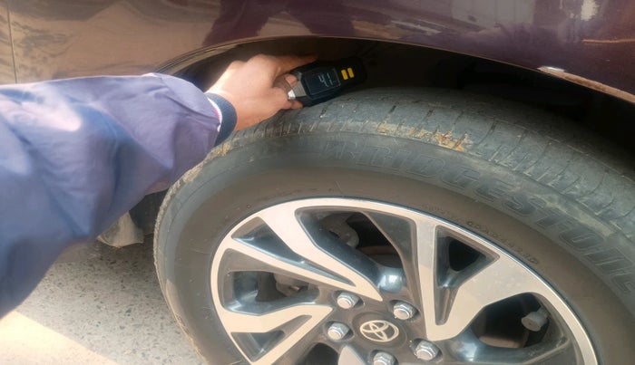 2021 Toyota Innova Crysta 2.4 VX 7 STR, Diesel, Manual, 1,14,817 km, tyre