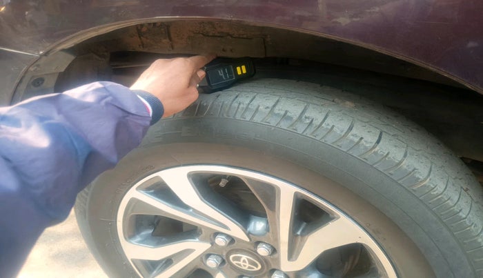 2021 Toyota Innova Crysta 2.4 VX 7 STR, Diesel, Manual, 1,14,817 km, tyre