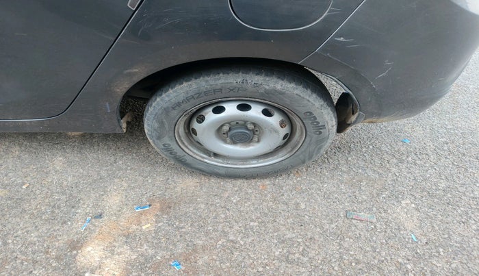 2021 Tata TIGOR XE PETROL, Petrol, Manual, 61,163 km, tyre