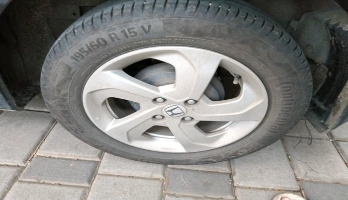 2014 Honda City 1.5L I-VTEC V MT, Petrol, Manual, 1,36,840 km, tyre