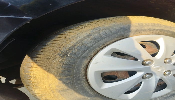 2012 Hyundai i10 SPORTZ 1.2, Petrol, Manual, 99,413 km, tyre