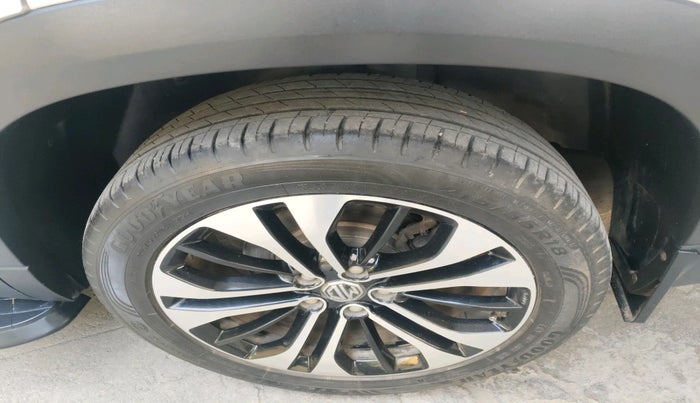 2021 MG HECTOR SHARP 1.5 PETROL CVT, Petrol, Automatic, 41,522 km, tyre