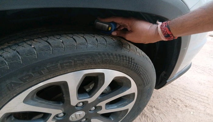 2023 Maruti Grand Vitara DELTA CNG, Petrol, Manual, 37,455 km, tyre