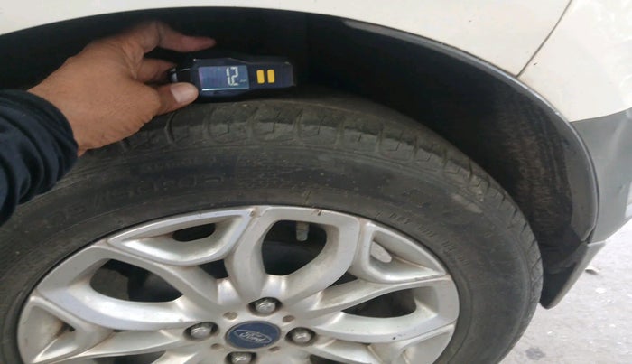 2017 Ford Ecosport TITANIUM 1.5L DIESEL, Diesel, Manual, 1,17,056 km, tyre