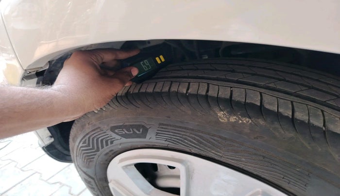 2017 Mahindra Scorpio S4 PLUS 1.99 INTELLI-HYBRID, Diesel, Manual, 87,104 km, tyre