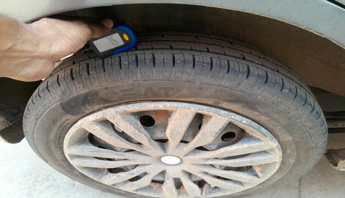 2014 Maruti Wagon R 1.0 VXI, Petrol, Manual, 87,884 km, tyre