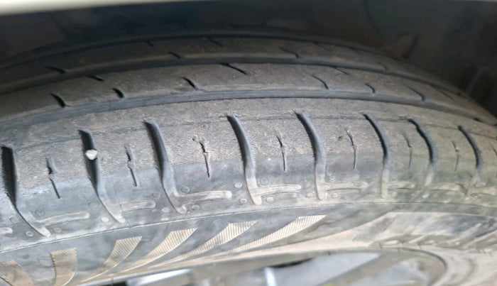 2022 Hyundai GRAND I10 NIOS SPORTZ 1.2 KAPPA VTVT, Petrol, Manual, 32,440 km, tyre