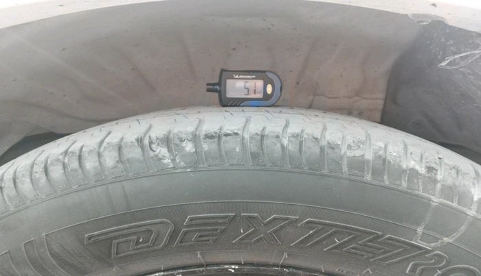 2014 Toyota Fortuner 3.0 4X2 MT, Diesel, Manual, 2,69,432 km, tyre