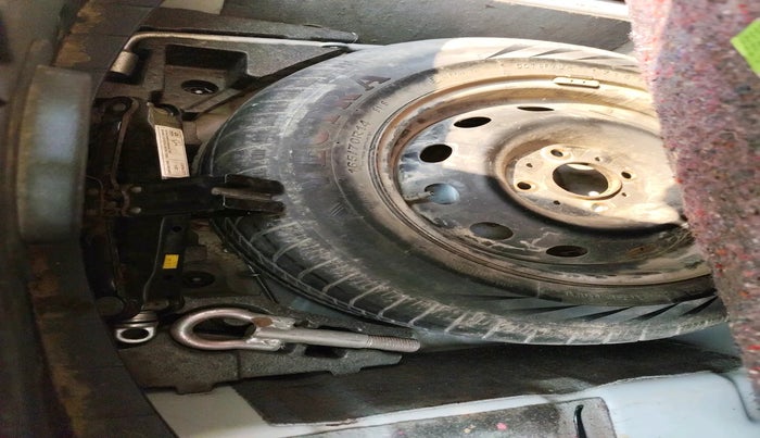 2022 Tata TIGOR XZ CNG, Petrol, Manual, 96,197 km, tyre