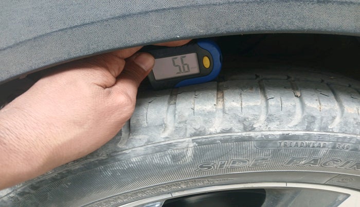 2019 Hyundai Creta SX AT 1.6 PETROL, Petrol, Automatic, 1,87,460 km, tyre