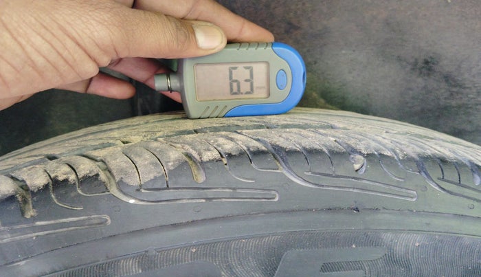 2011 Maruti Swift Dzire VXI, Petrol, Manual, 1,14,258 km, tyre