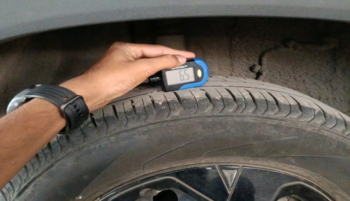 2023 Tata PUNCH ADVENTURE AMT, Petrol, Automatic, 22,421 km, tyre