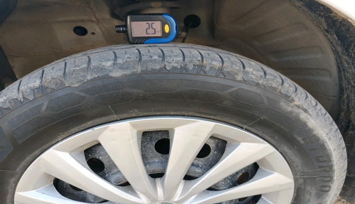 2016 Maruti Wagon R 1.0 VXI, Petrol, Manual, 95,370 km, tyre