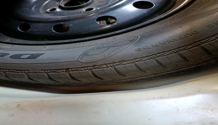 2012 Maruti Swift VDI, Diesel, Manual, 90,321 km, tyre